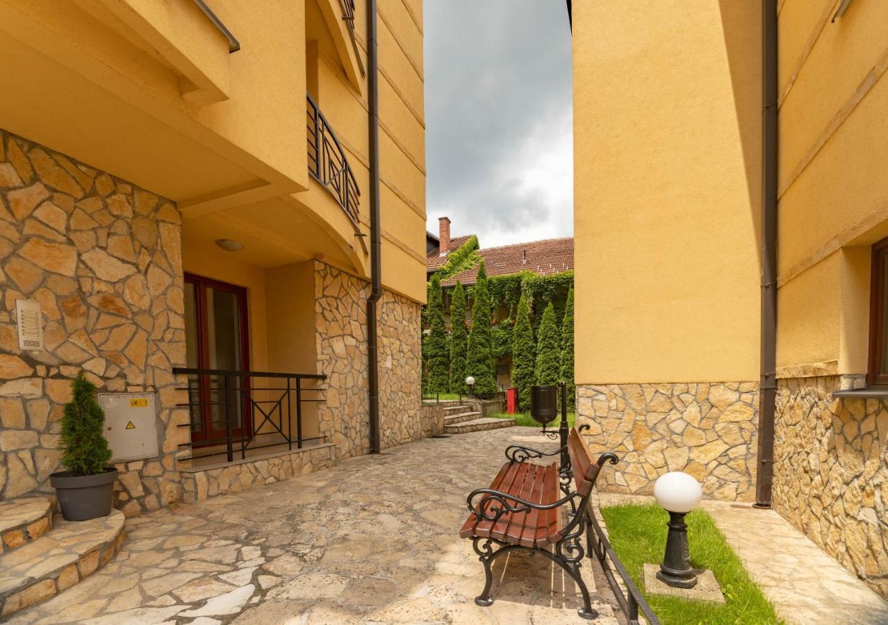 Apartman Modena Lux Vrnjacka Banja Exterior photo
