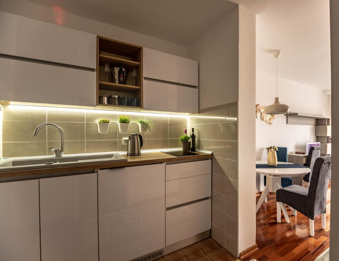 Apartman Modena Lux Vrnjacka Banja Exterior photo